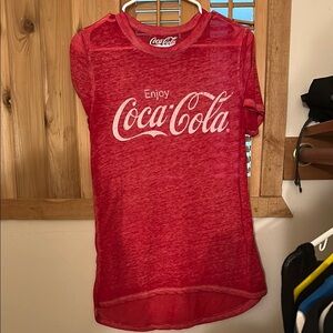 Red Coca Cola logo t shirt